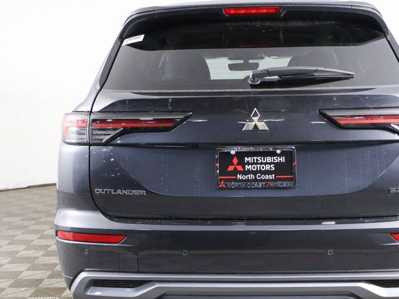 2026 Mitsubishi Outlander SE