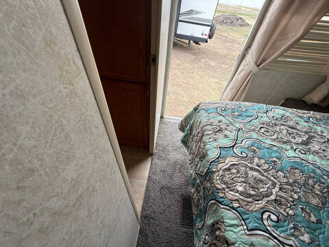 2003 Starcraft Marine 31FK Travel Trailer