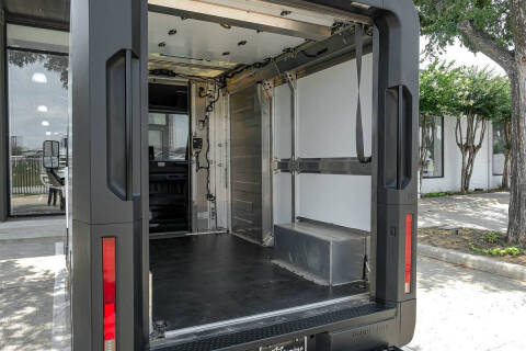 2024 BrightDrop Zevo 400