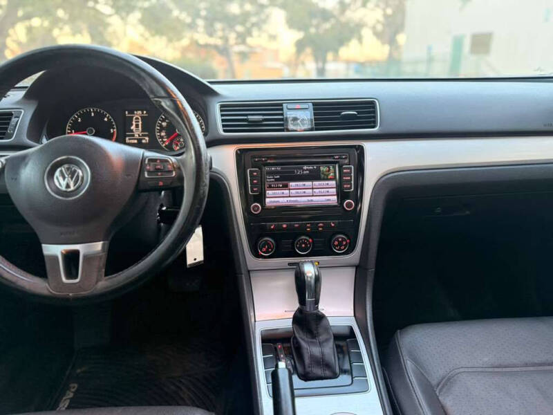2013 Volkswagen Passat
