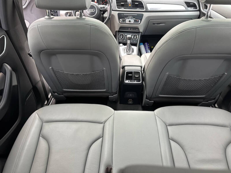 2016 Audi Q3 2.0T quattro Premium Plus