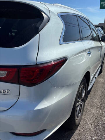 2017 Infiniti QX60