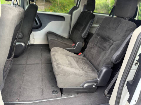 2016 Dodge Grand Caravan SXT Plus