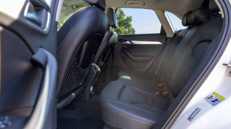 2015 Audi Q3 2.0T Premium Plus