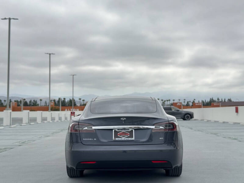 2016 Tesla Model S