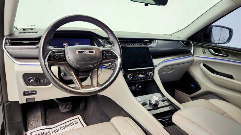 2022 Jeep Grand Cherokee L Overland