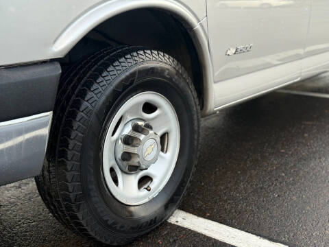 2005 Chevrolet Express 3500