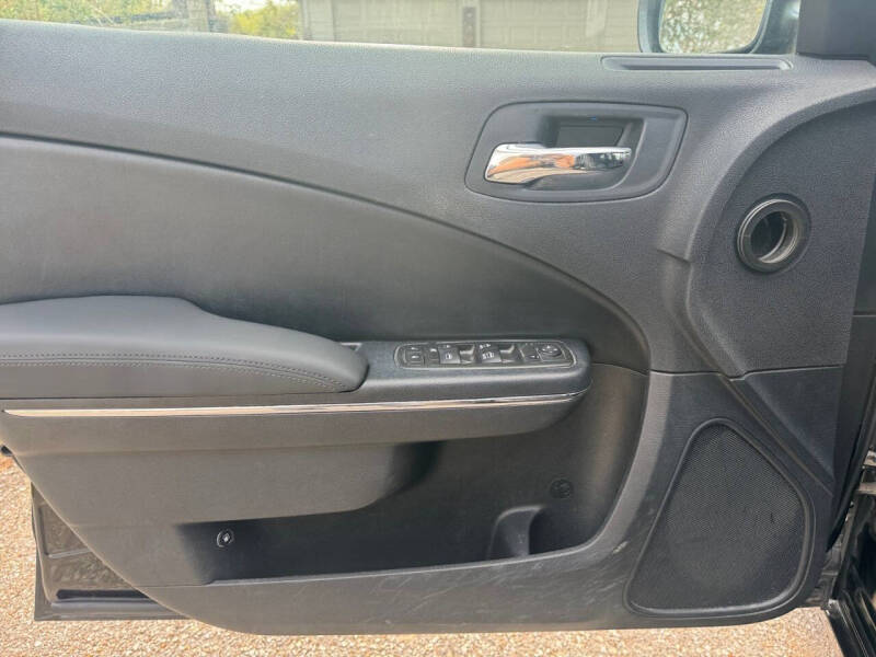 2013 Dodge Charger SE