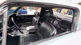 1966 Ford Thunderbird