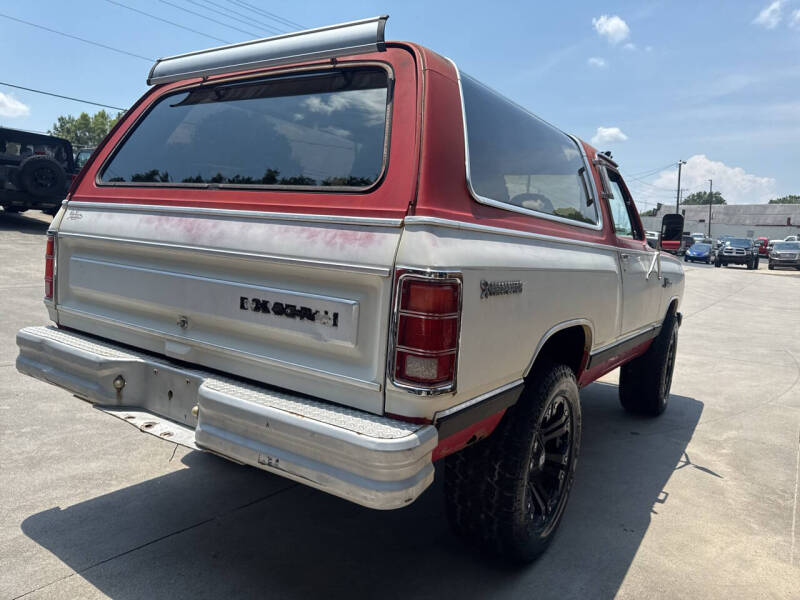 1985 Dodge Ramcharger 150