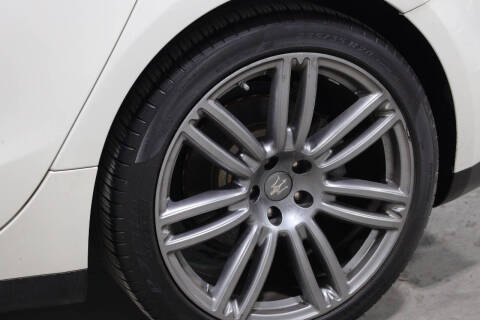 2016 Maserati Ghibli