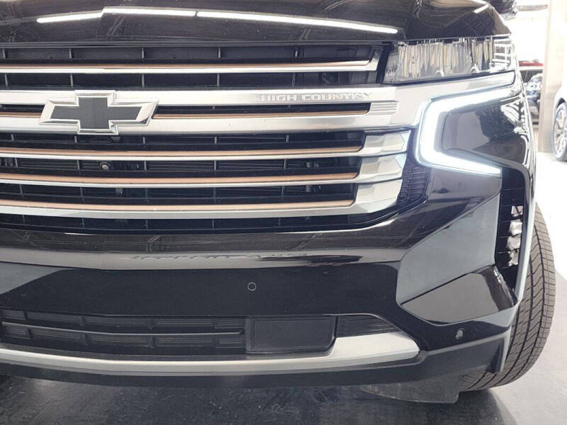 2023 Chevrolet Suburban High Country