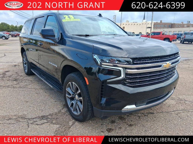 2023 Chevrolet Suburban LT's photo