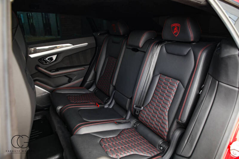 2020 Lamborghini Urus