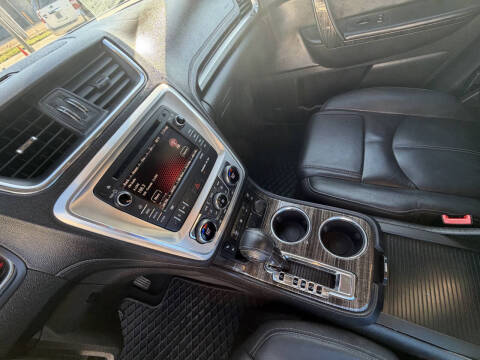 2016 GMC Acadia SLT-1