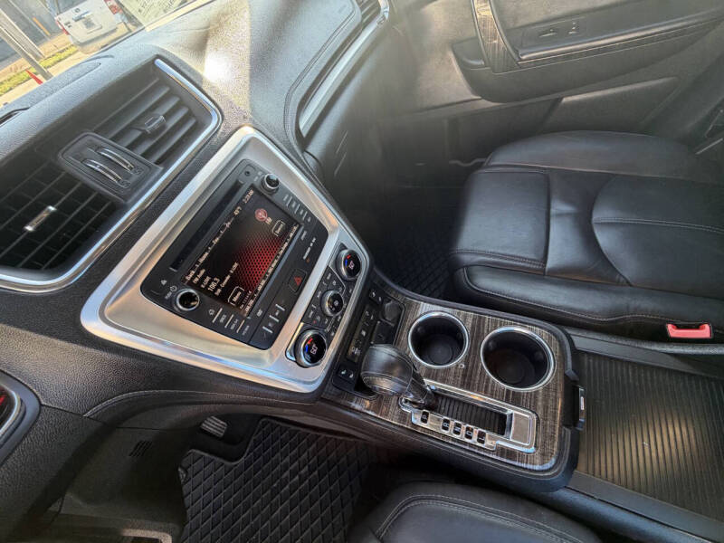 2016 GMC Acadia SLT-1