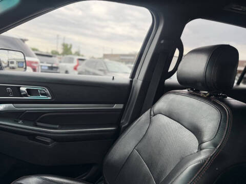 2017 Ford Explorer Sport