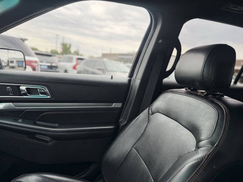 2017 Ford Explorer Sport
