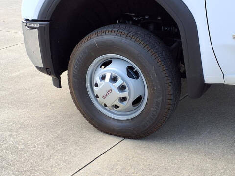 2025 GMC Sierra 3500HD CC Pro