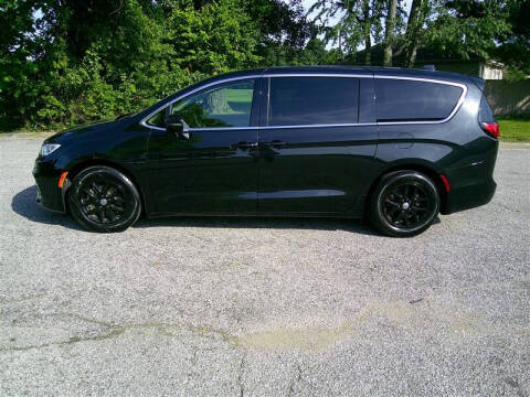 2023 Chrysler Pacifica Touring L