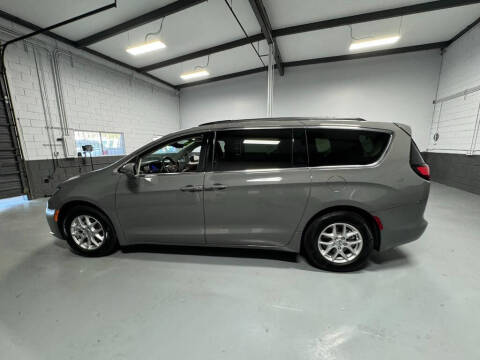 2022 Chrysler Pacifica Touring L