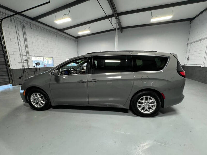 2022 Chrysler Pacifica Touring L