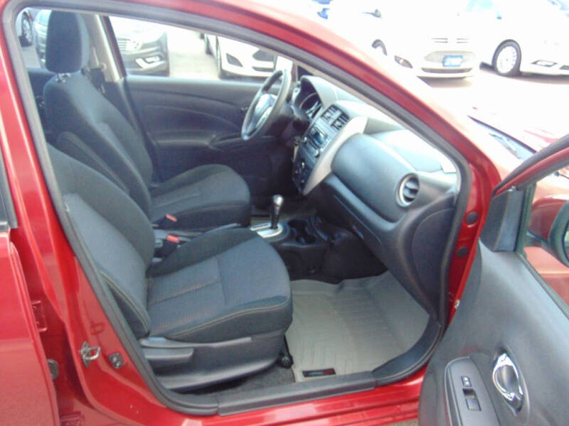 2018 Nissan Versa