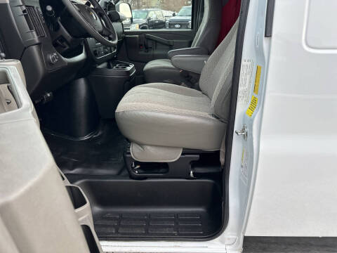 2020 Chevrolet Express 2500