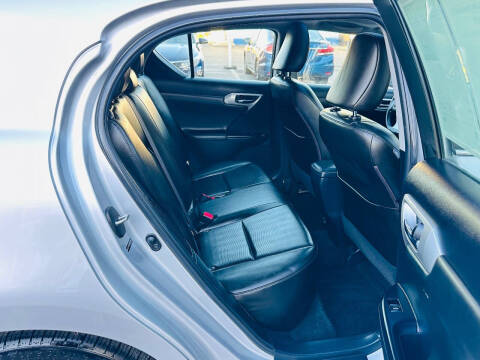 2011 Lexus CT 200h Premium