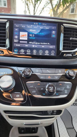 2018 Chrysler Pacifica Touring L