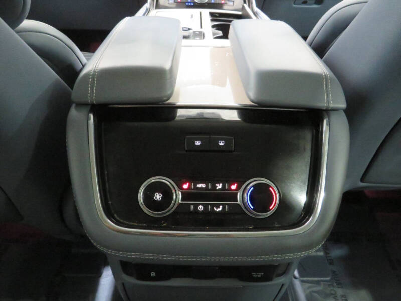 2019 Lincoln Navigator Black Label