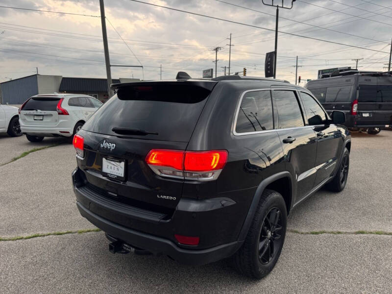 2017 Jeep Grand Cherokee Laredo
