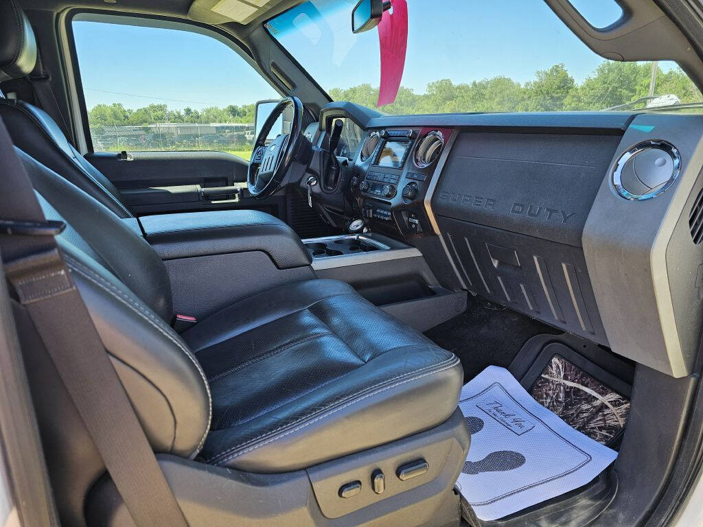 2011 Ford F-250 Super Duty for sale at Bigfoot Auto in Hiawatha, IA