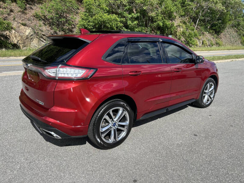 2017 Ford Edge Sport
