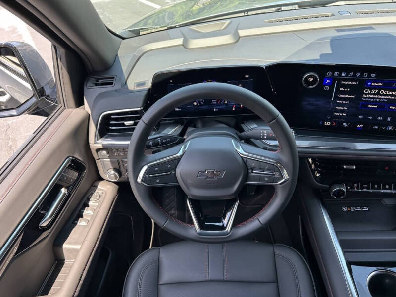 2025 Chevrolet Tahoe RST