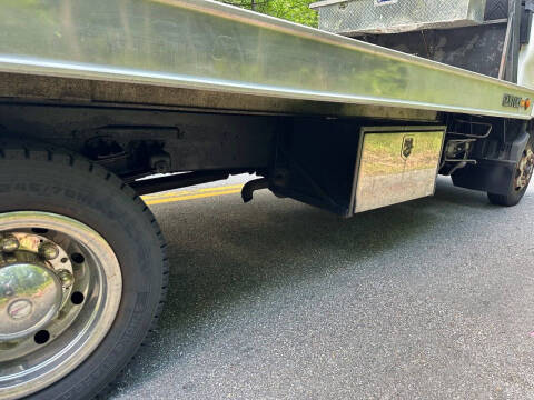 2005 UD Trucks UD2300