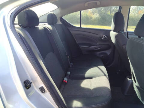 2017 Nissan Versa 1.6 S