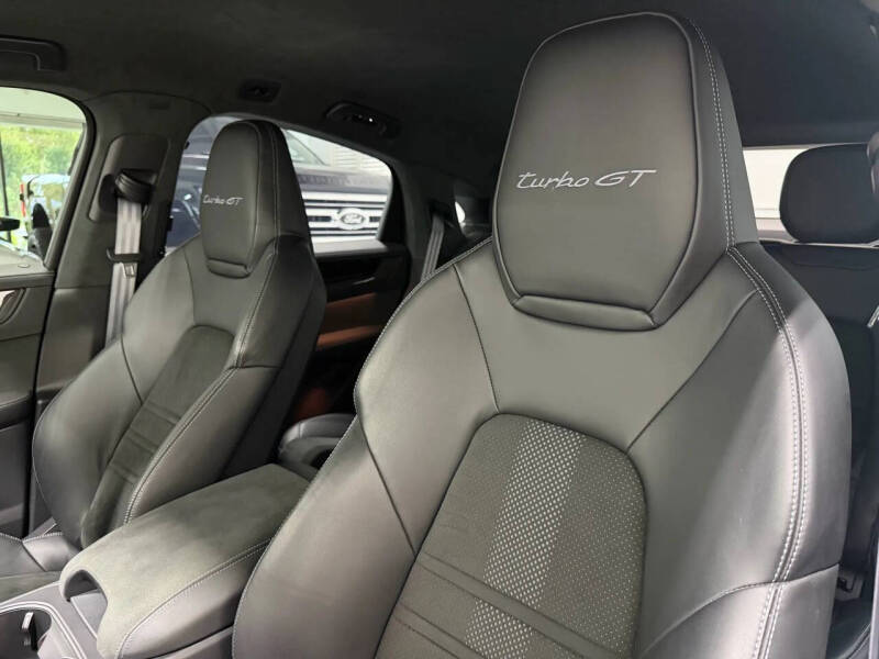 2024 Porsche Cayenne Turbo GT
