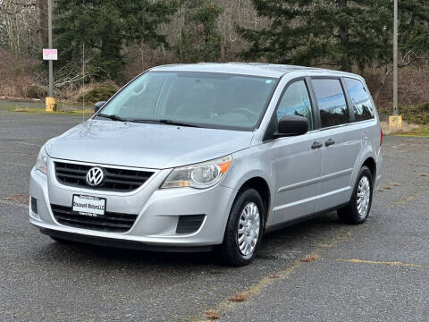 2011 Volkswagen Routan S