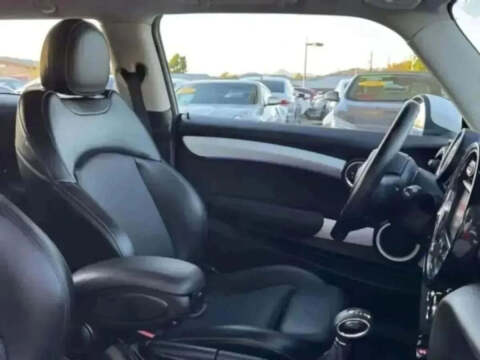 2016 MINI Hardtop 2 Door Cooper S