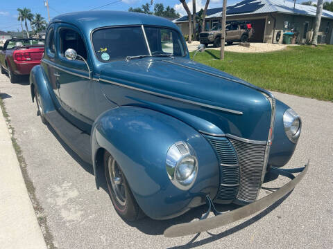 1940 Ford Deluxe