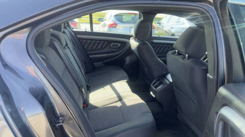 2017 Ford Taurus SEL