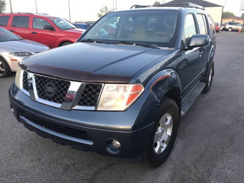 2007 Nissan Pathfinder for sale at BELOW BOOK AUTO SALES in Idaho Falls ID
