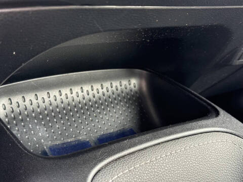 2024 Toyota Corolla Hatchback SE