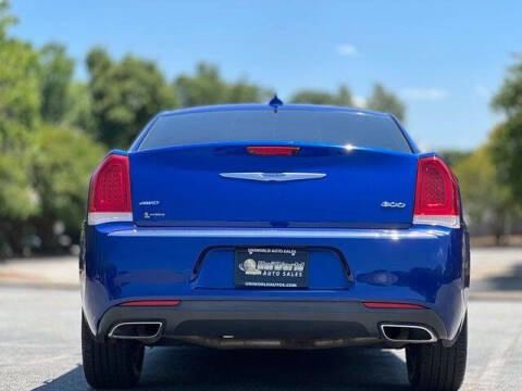 2018 Chrysler 300 Limited