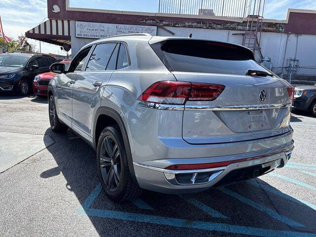 2021 Volkswagen Atlas Cross Sport V6 SE R-Line