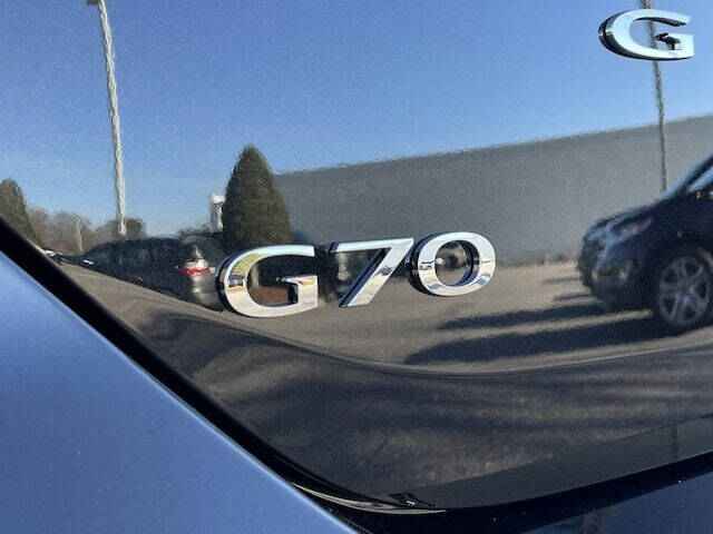 2023 Genesis G70