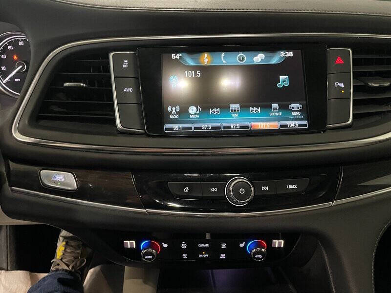 2018 Buick Enclave Essence