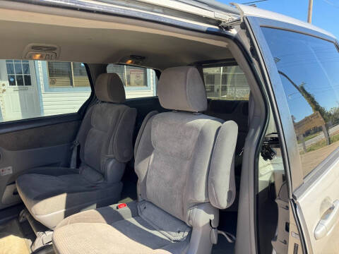 2009 Toyota Sienna LE 7-Passenger