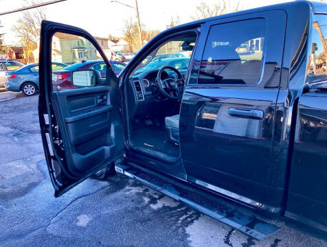 2017 RAM 1500 Express